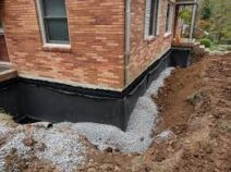 Backfilling a trench