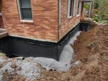 Backfilling a trench